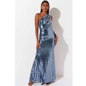 BACK IN TOWN ONE SHOULDER MAXI DRESS